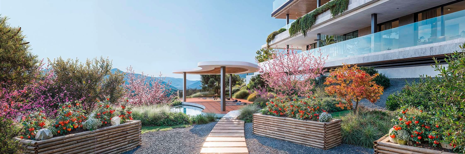 Prachtig aangelegde mediterrane tuinen creëren een rustige omgeving waar bewoners van kunnen genieten.