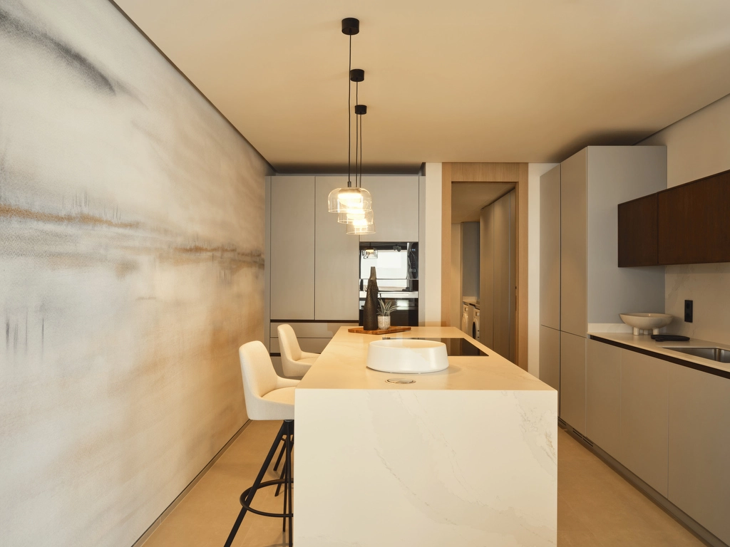 Een ultramoderne keuken met hoogwaardige apparatuur en een minimalistisch design, perfect voor het dagelijks leven en entertainment.