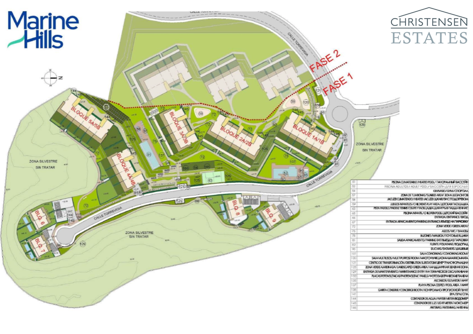 Het masterplan illustreert de doordachte indeling van het project, geïntegreerd in het natuurlijke landschap om uitzicht en privacy te maximaliseren.
