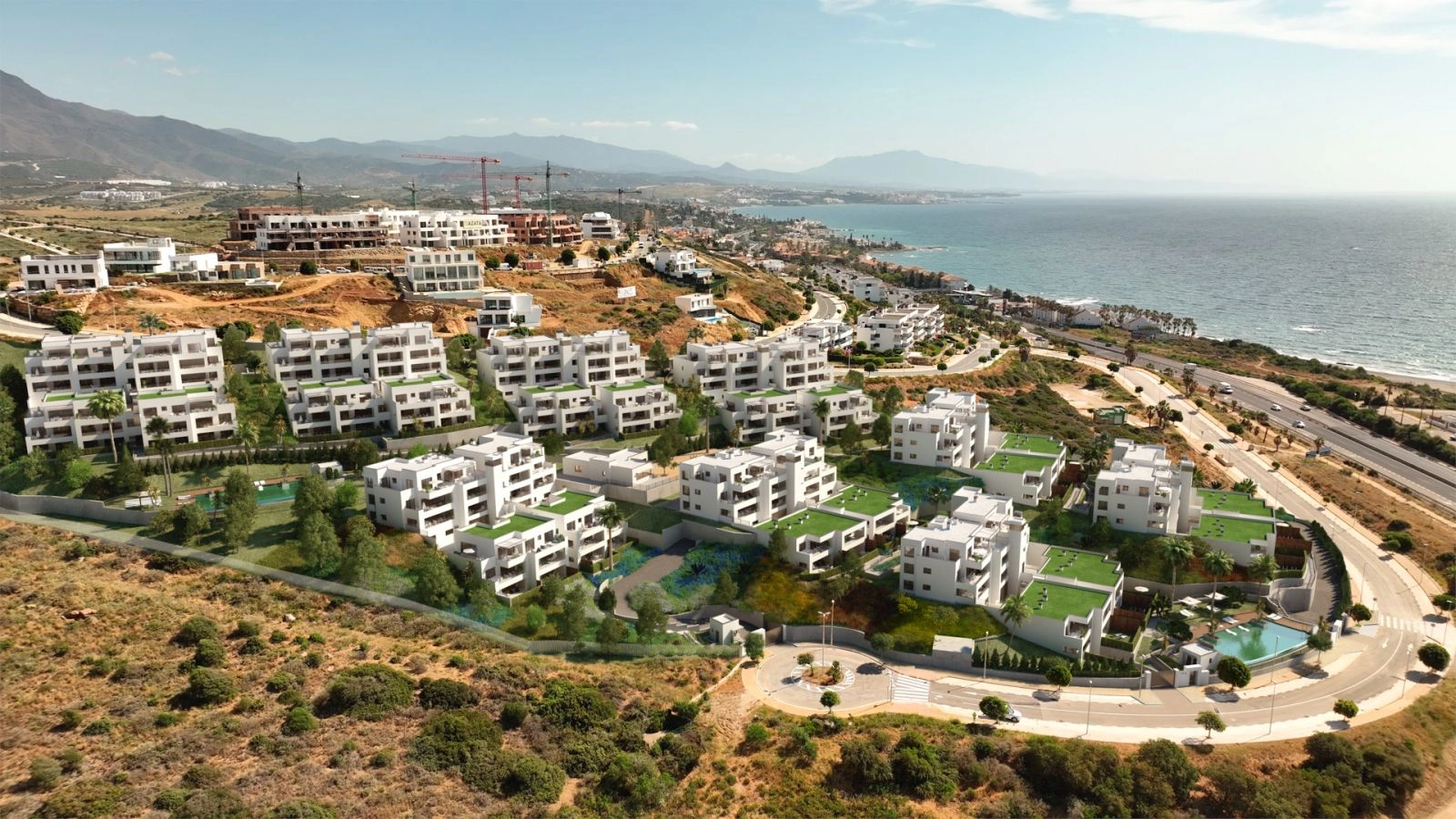 Ontdek een bevoorrechte omgeving tussen de bergen en de zee, die een uitzonderlijke levensstijl biedt aan de Costa del Sol.