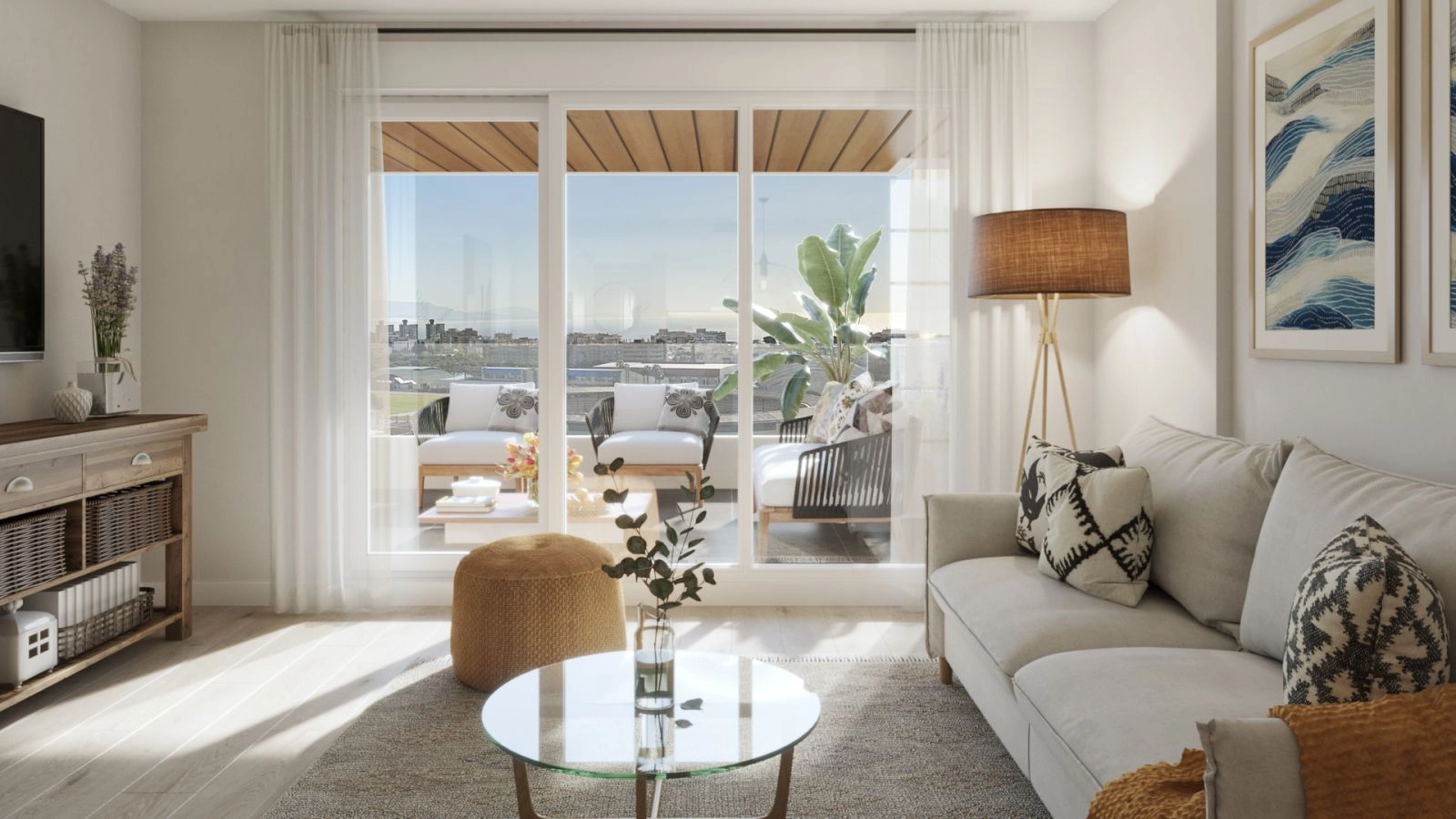 Een lichte, zonnige woonkamer die uitkomt op een ruim terras, perfect om te genieten van het klimaat van de Costa del Sol.
