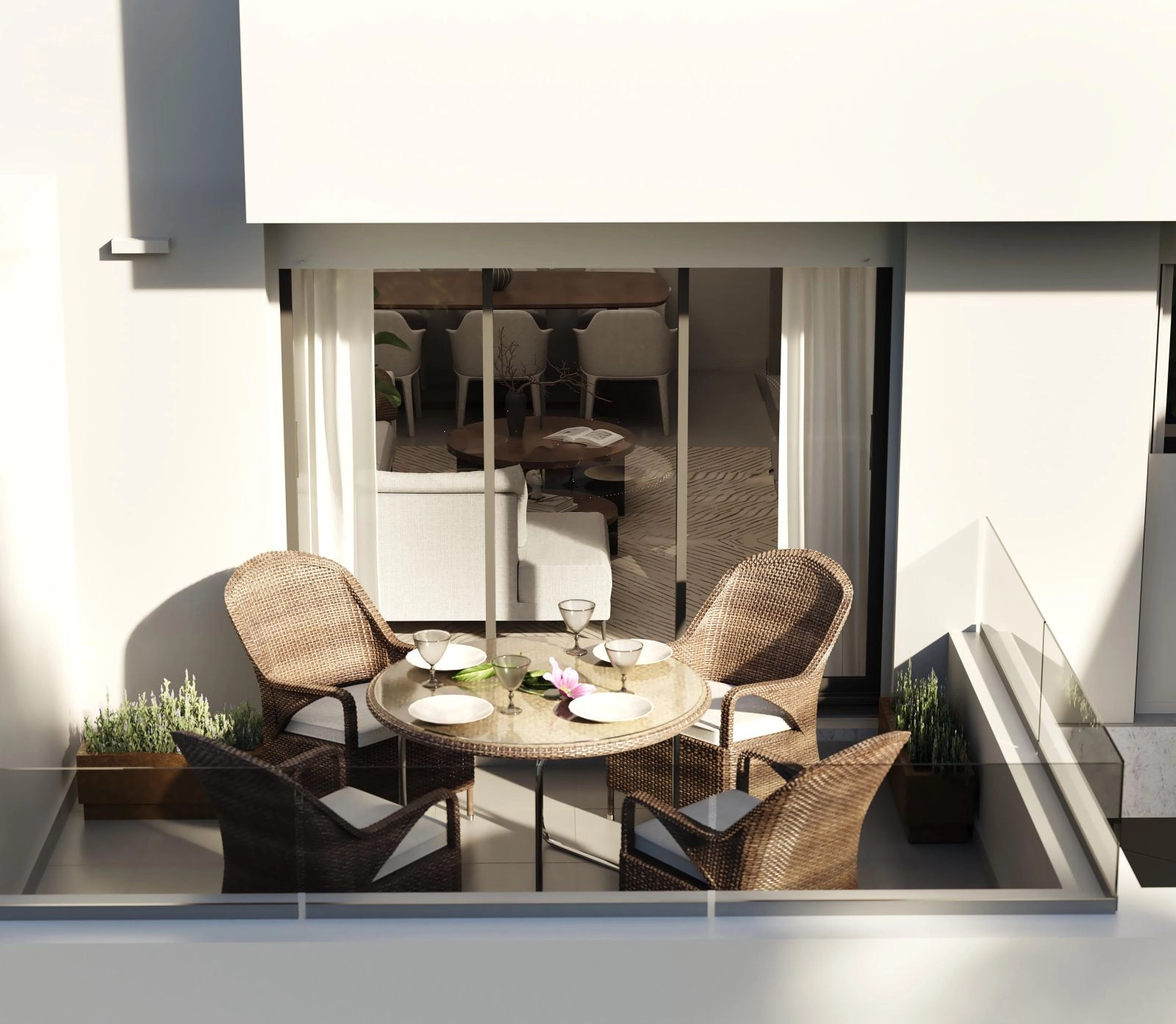 Een zonnig balkon, perfect om te genieten van uw ochtendkoffie of te dineren met uitzicht.