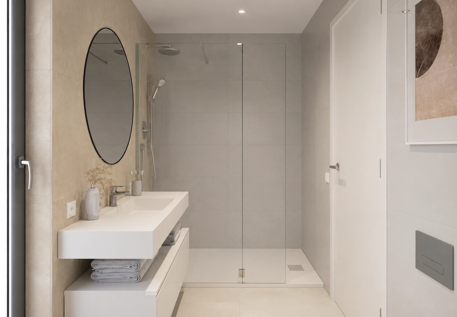 Elegant ontworpen badkamer met hoogwaardige materialen, een inloopdouche en eigentijdse armaturen.